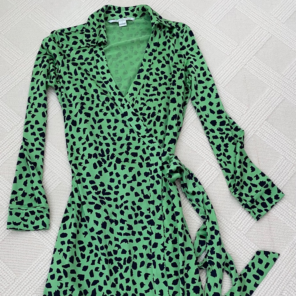 Stunning Diane Von Furstenberg Wrap Dress